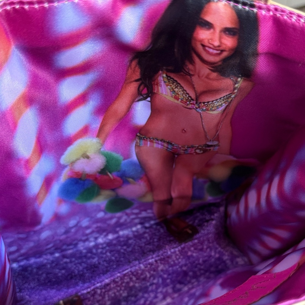 Victoria's Secret Hot Model Small Gold Tote Bag Purse Heart Logo - Picture 8 of 8